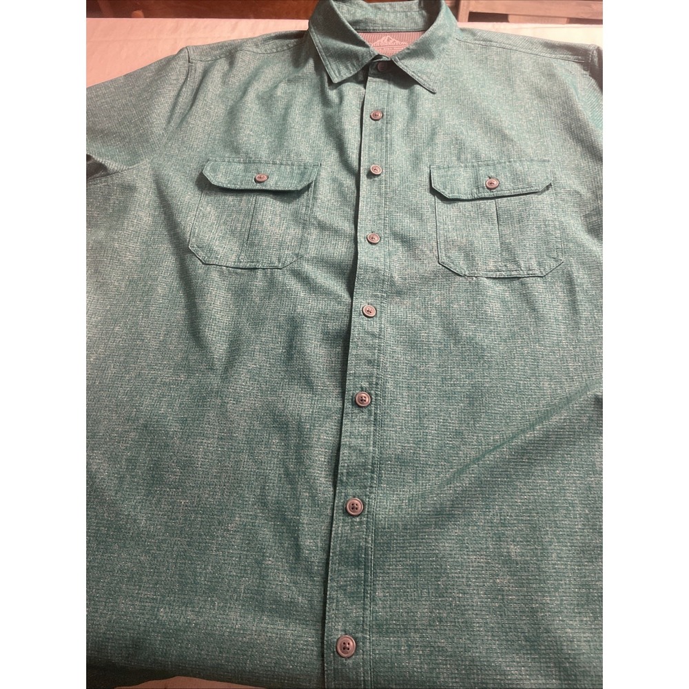 Craft & Barrow Large Short Sleeve Shirt